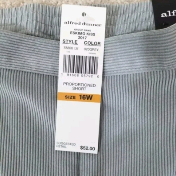 Alfred Dunner~Woman Plus Size 16W--22W~Eskimo Kiss Gray Corduroy Pants - Picture 2 of 13